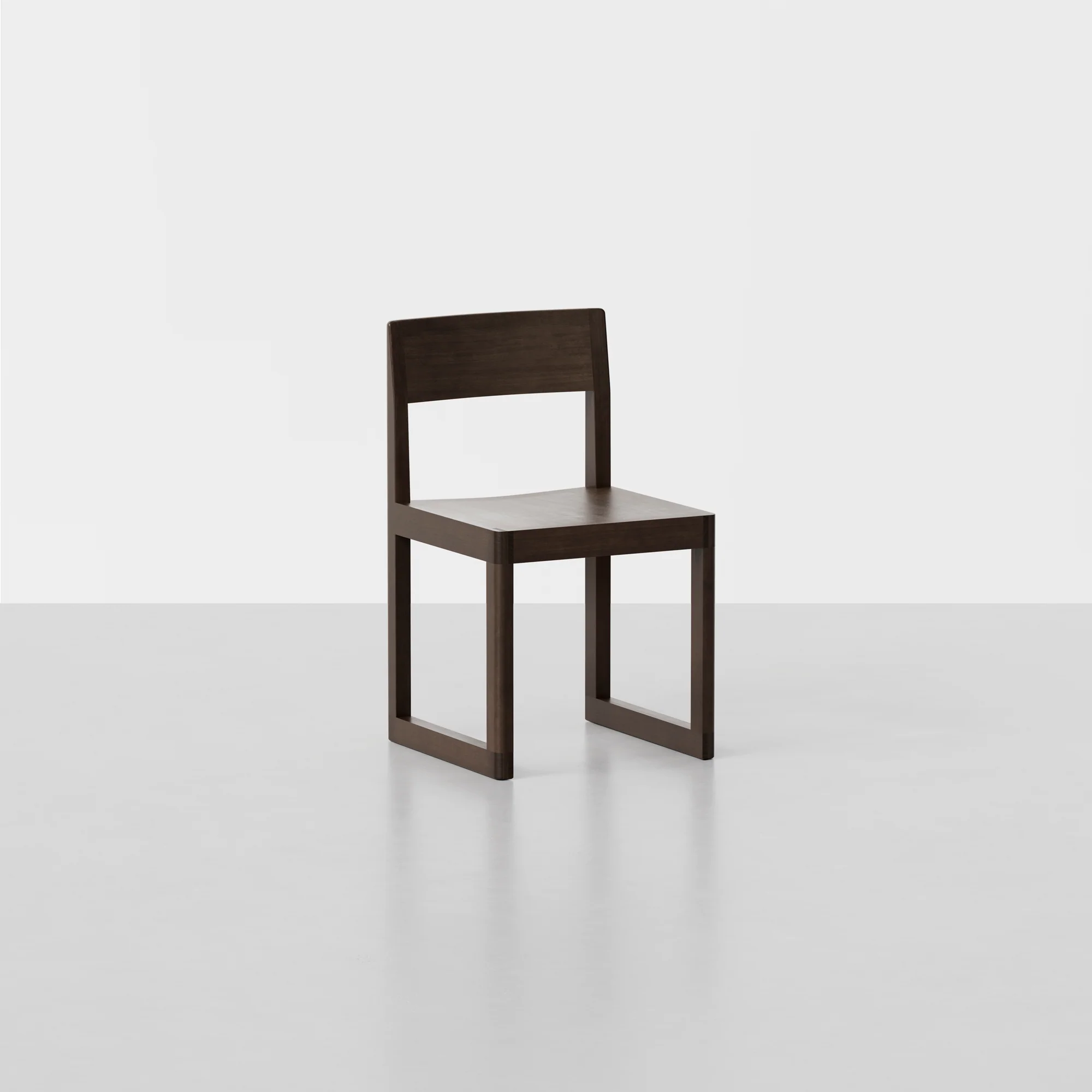 Studio Chair - Image 3